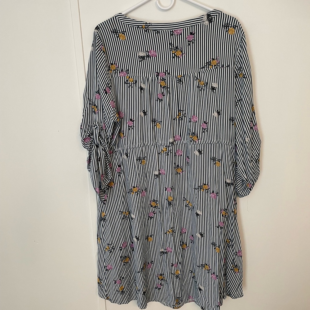Torrid Green and White Striped Dress with Pink and Yellow Floral Accents size 2x - Picture 7 of 8